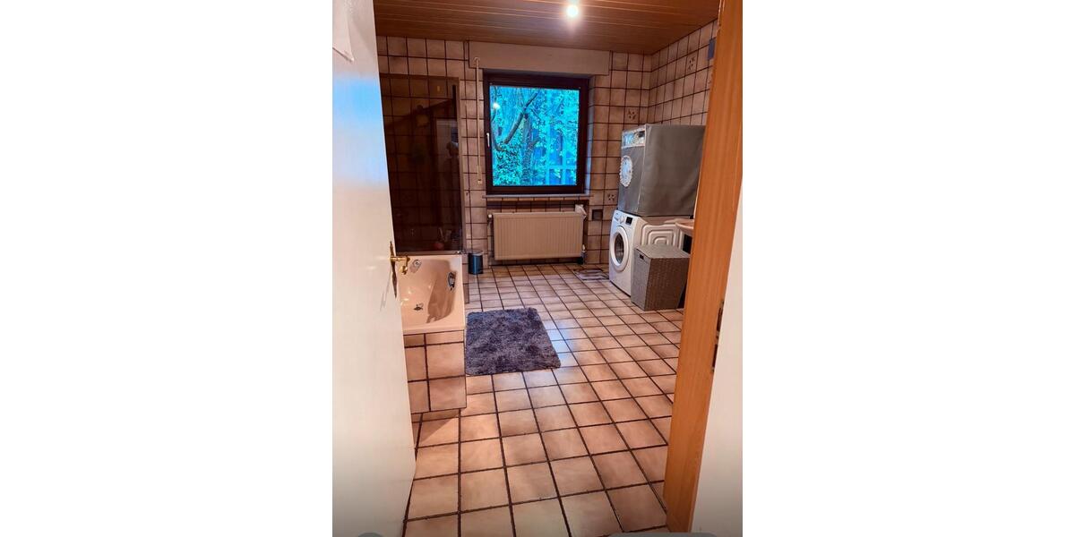 Etagenwohnung Ahlen - 3.5 Zimmer, 140 m&sup2;, 800&euro; | Angebot:26582068