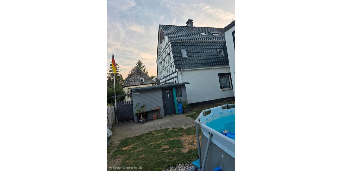 Doppelhaushälfte Fröndenberg (Ruhr) - 7 Zimmer, 200 m&sup2;, 350.000&euro; | Angebot:27142609