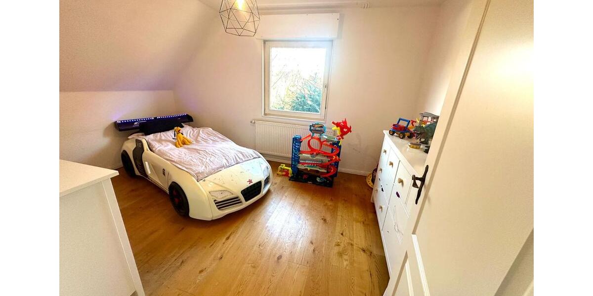 Einfamilienhaus Hamm Herringen - 7 Zimmer, 200 m&sup2;, 460.000&euro; | Angebot:27083284