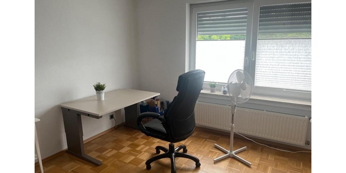 Etagenwohnung Beckum - 3 Zimmer, 110 m&sup2;, 200.000&euro; | Angebot:27133086