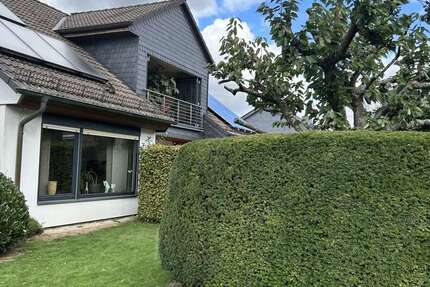 Haus zum Kaufen in Arnsberg Neheim 498.000 € 285 m² 10 zimmer