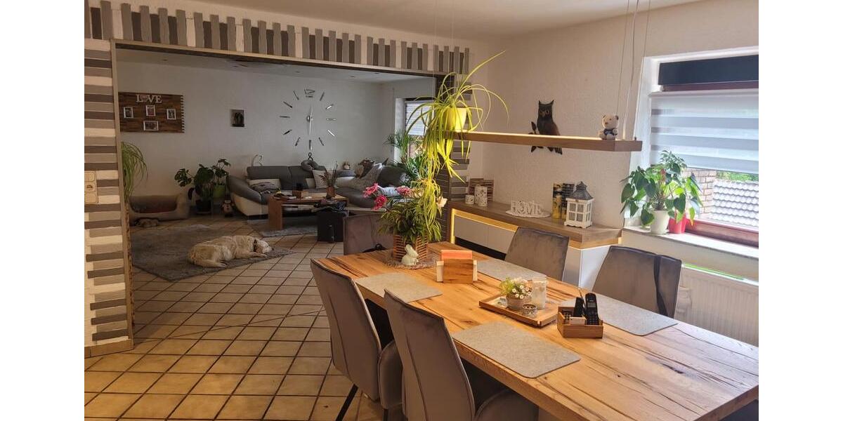 Etagenwohnung Lünen - 2.5 Zimmer, 94 m&sup2;, 990&euro; | Angebot:25723685