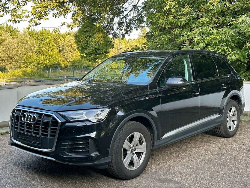 Q7