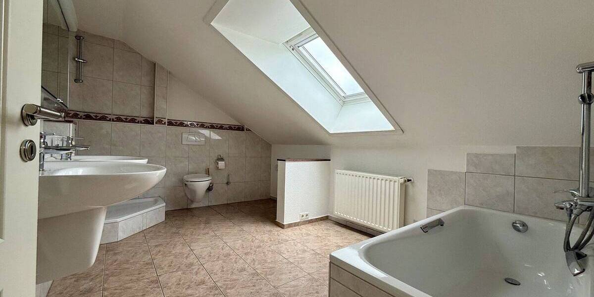 Mehrfamilienhaus, Wohnhaus Fröndenberg - 7 Zimmer, 210 m&sup2;, 339.000&euro; | Angebot:26515611