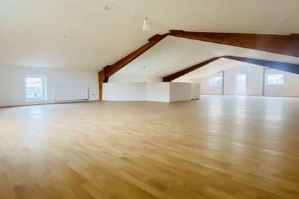 Büro in Bönen 1.423,50 € 219 m² zimmer