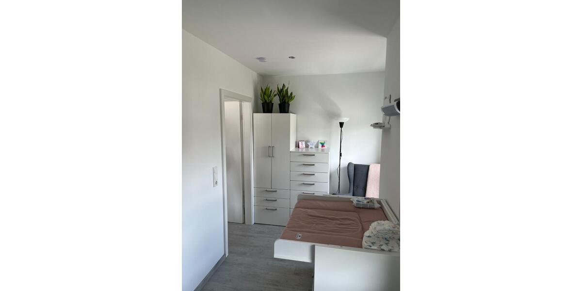 Dachgeschoßwohnung Bad Sassendorf - 3 Zimmer, 82 m&sup2;, 830&euro; | Angebot:25396068