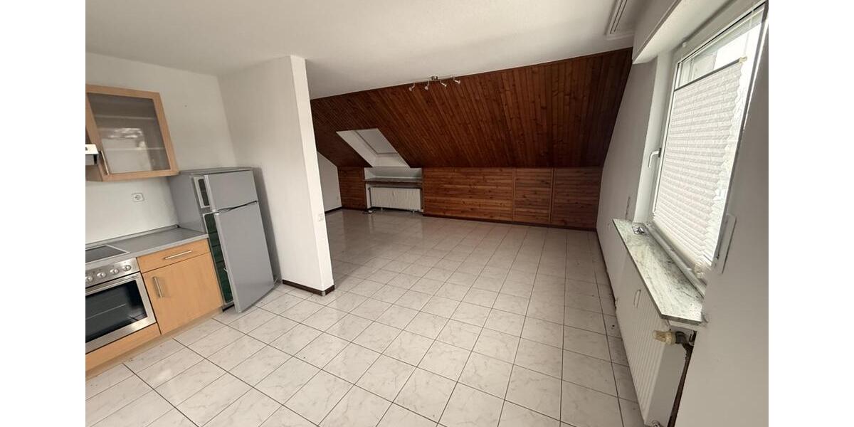 Dachgeschoßwohnung Kamen - 2 Zimmer, 48 m&sup2;, 384&euro; | Angebot:25416421