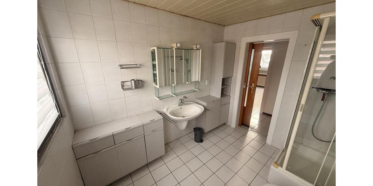 Dachgeschoßwohnung Kamen - 2 Zimmer, 48 m&sup2;, 384&euro; | Angebot:25416421