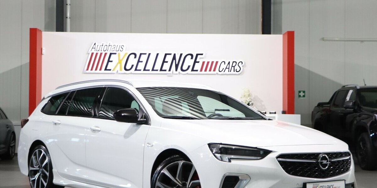 Opel Insignia 2.0 ST 4x4 OPC-LINE GSI WHITE / VC+HUD 140.000 km 18.888 &euro; Hamm 59077