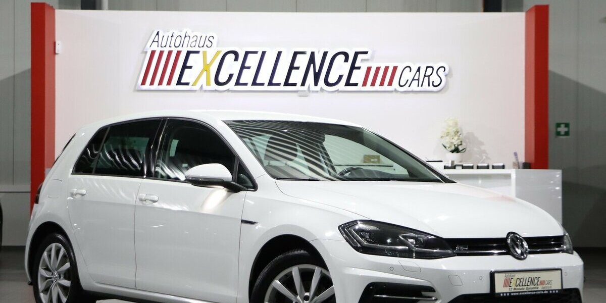 VW Golf VII 1.5 TSI HIGHLINE R-LINE SPORT BLACK LED 192.000 km 12.444 &euro; Hamm 59077