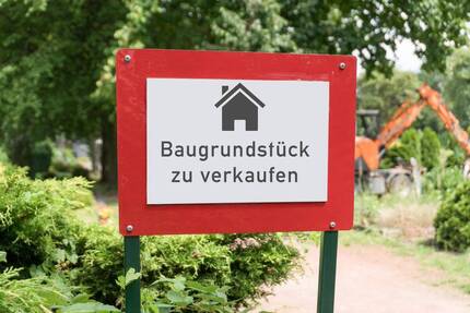 Baugrundstück mit Abrisshaus an der Piusallee zimmer