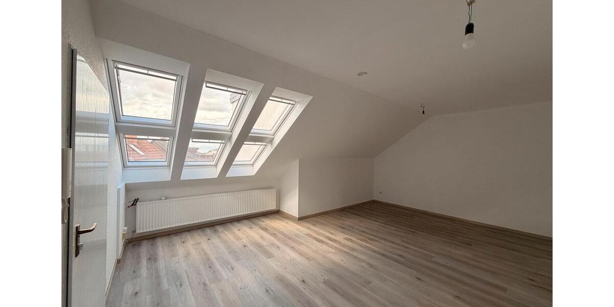 Dachgeschoßwohnung Werl - 1 Zimmer, 45 m&sup2;, 420&euro; | Angebot:25291621