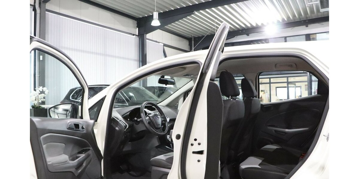 Ford EcoSport 1.5 / WHITE / AUTOMATIK / GEPFLEGT / 57.000 km 10.991 &euro; Hamm 59077