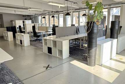 Büro in Düsseldorf 3.550 € 237 m²