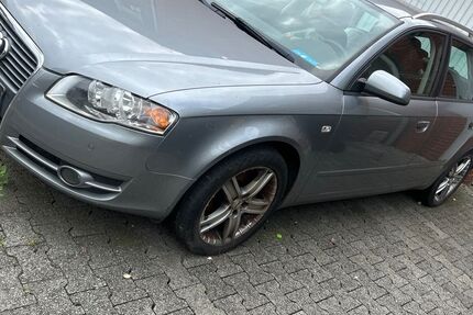 Audi A4 280.000 km 1.450 &euro; Ahlen 59227
