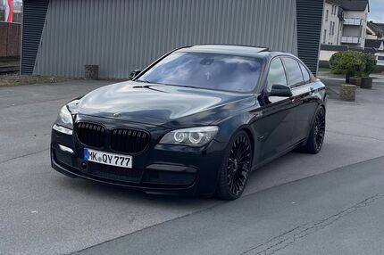 BMW 730