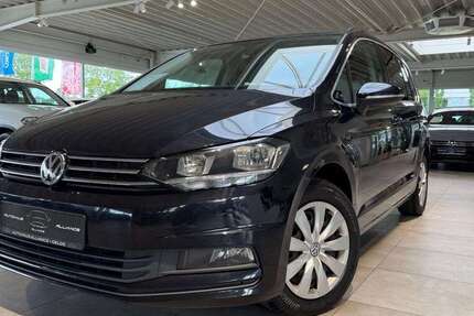 VW Touran 128.425 km 16.490 &euro; Oelde 59302