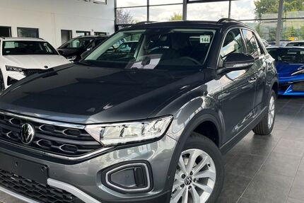 VW T-Roc 14.720 km 28.470 &euro; Lünen 44536