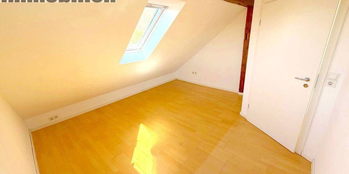 Mehrfamilienhaus, Wohnhaus Fröndenberg/Ruhr Fröndenberg - 7 Zimmer, 178 m&sup2;, 339.000&euro; | Angebot:26190153