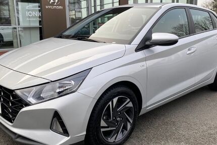Hyundai i20 49.330 km 16.450 &euro; Ahlen 59229