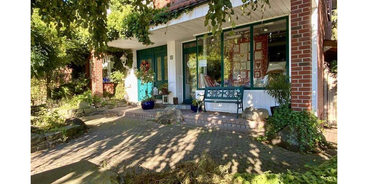 Werne-West: Einfamilienhaus mit vielfältigen Nutzungsmöglichkeiten und traumhaftem Garten 6 zimmer