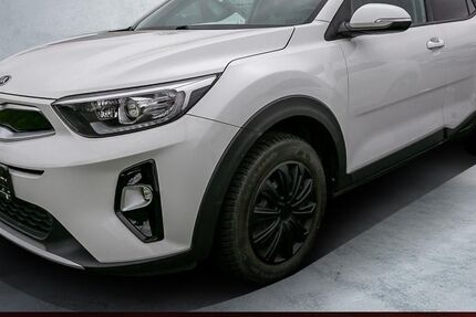 Kia Stonic 68.462 km 12.990 &euro; Kamen 59174