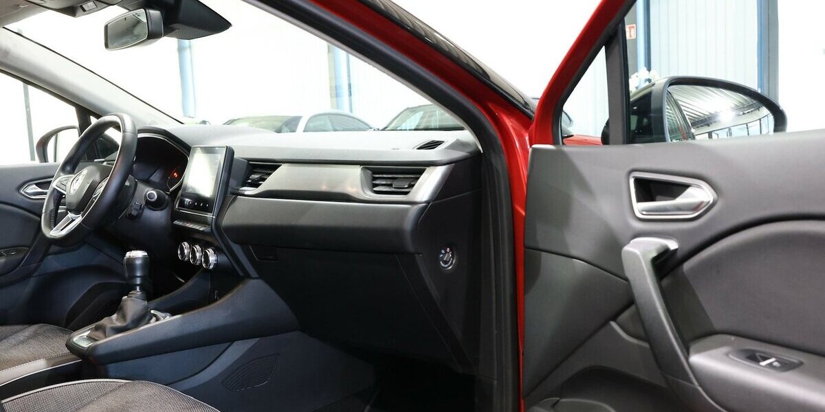 Renault Captur 130 TCE INTENS RED & BLACK / LED / AHK 83.000 km 14.777 &euro; Hamm 59077