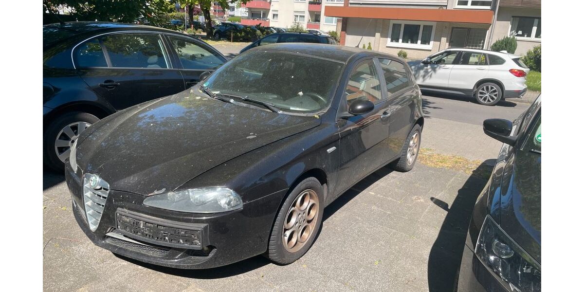 Alfa Romeo 147 318.913 km 800 &euro; Hamm 59063