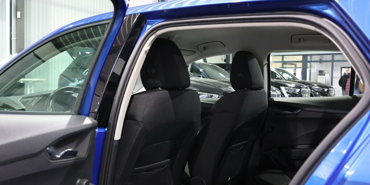 Skoda Fabia 1.0 TOUR RACE BLUE / LED / GROßES-DISPLAY 55.000 km 13.888 &euro; Hamm 59077