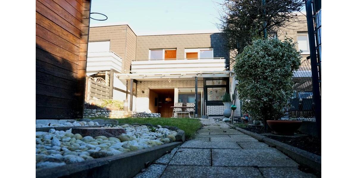 Reihenhaus Lünen - 4 Zimmer, 105 m&sup2;, 298.000&euro; | Angebot:27150726