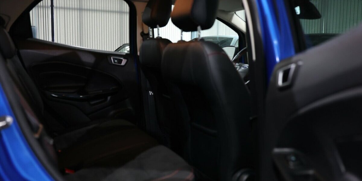 Ford EcoSport 1.0 EB ST-LINE SPORT LEDER, NAVI+KAMERA 38.000 km 14.991 &euro; Hamm 59077
