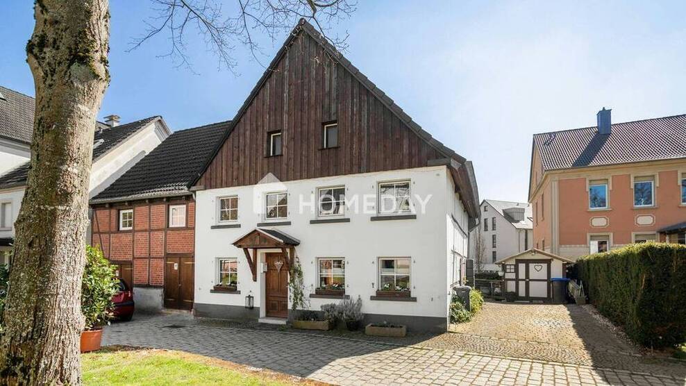 Geschichte trifft Neu - liebevoll modernisiertes Fachwerkhaus im Herzen von Hamm-Mark