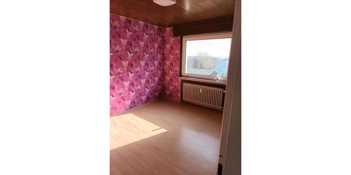 Etagenwohnung Ense - 3 Zimmer, 85 m&sup2;, 520&euro; | Angebot:25420396