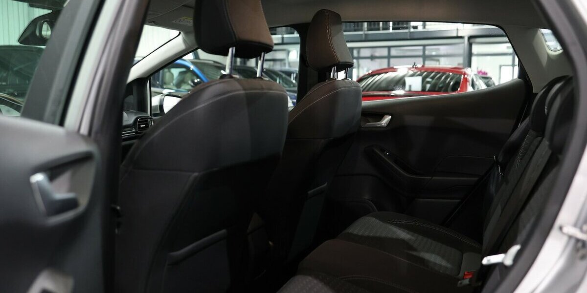 Ford Fiesta 1.0 EB TITANIUM / AUTOMATIK / LED / B&O 73.000 km 13.991 &euro; Hamm 59077