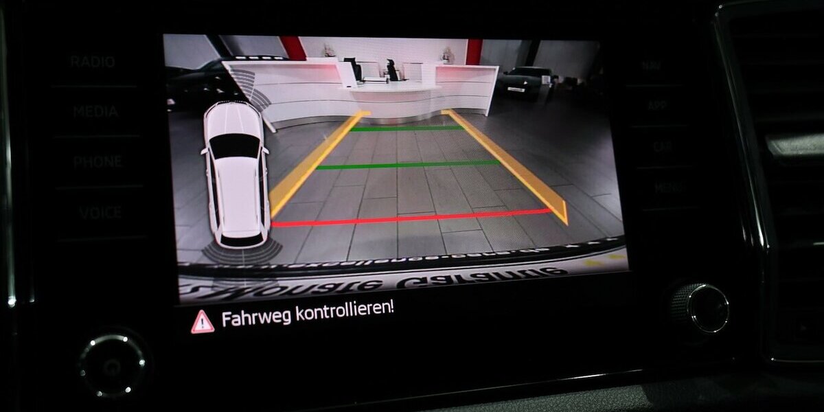Skoda Kodiaq 2.0 TDI DSG STYLE / VIRTUAL-COCKPIT, LED 190.000 km 18.444 &euro; Hamm 59077