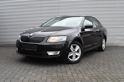 Skoda Octavia 118.000 km 8.450 &euro; Hamm 59077