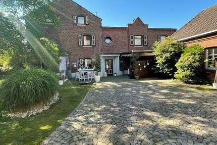 Haus zum Mieten in Mönchengladbach 1.300 € 138 m²