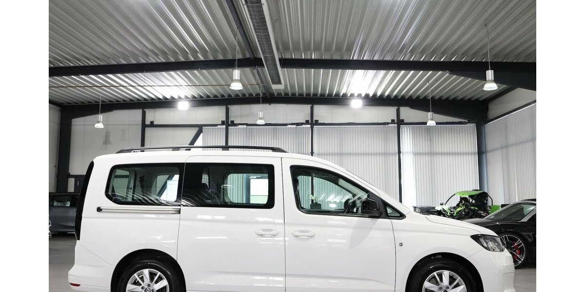 VW Caddy Maxi KOMBI 2.0 TDI 4M LIFE IQ ALLRAD OPTIK 95.000 km 28.221 &euro; Hamm 59077