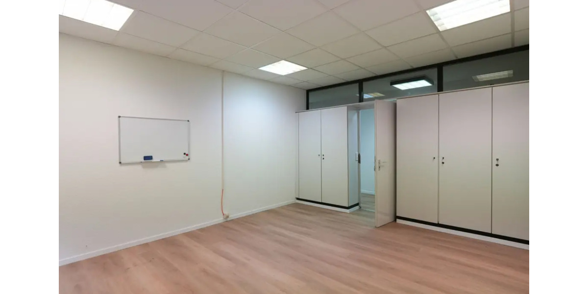 Moderner Praxis-Behandlungsraum zimmer