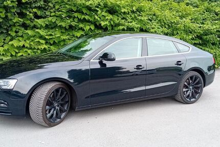 Audi A5 180.000 km 14.990 &euro; Hamm 59073