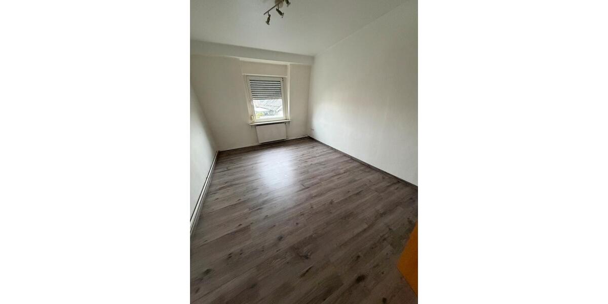 Altbau mit Charme auf 3 Etagen 4 zimmer