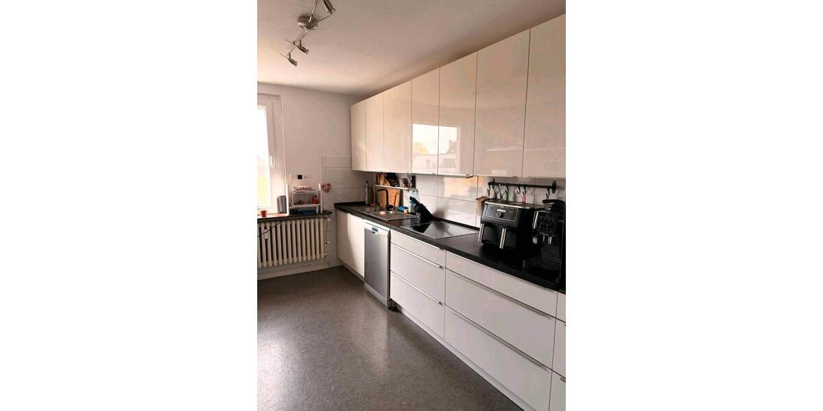 Etagenwohnung Ahlen - 4 Zimmer, 120 m&sup2;, 1.000&euro; | Angebot:26097296
