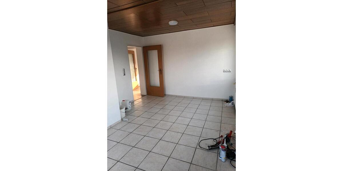 Etagenwohnung Ense - 3 Zimmer, 85 m&sup2;, 520&euro; | Angebot:25420396