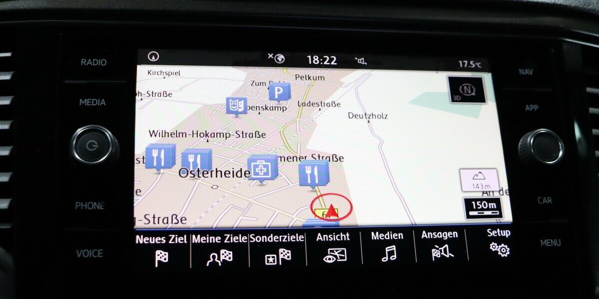 VW T-Roc 1.6 TDI STYLE / RED & BLACK / NAVI+KAMERA 100.000 km 15.888 &euro; Hamm 59077