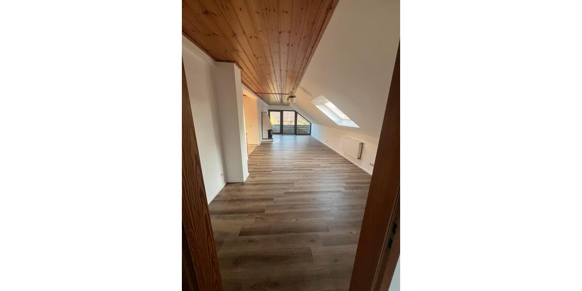 Dachgeschoßwohnung Ahlen - 2 Zimmer, 55 m&sup2;, 800&euro; | Angebot:24841411