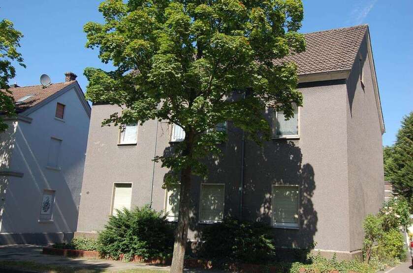 Haus zum Kaufen in Kamen 269.000 € 261 m²