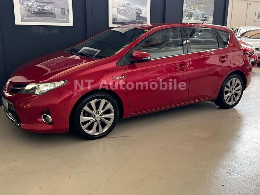 Auris