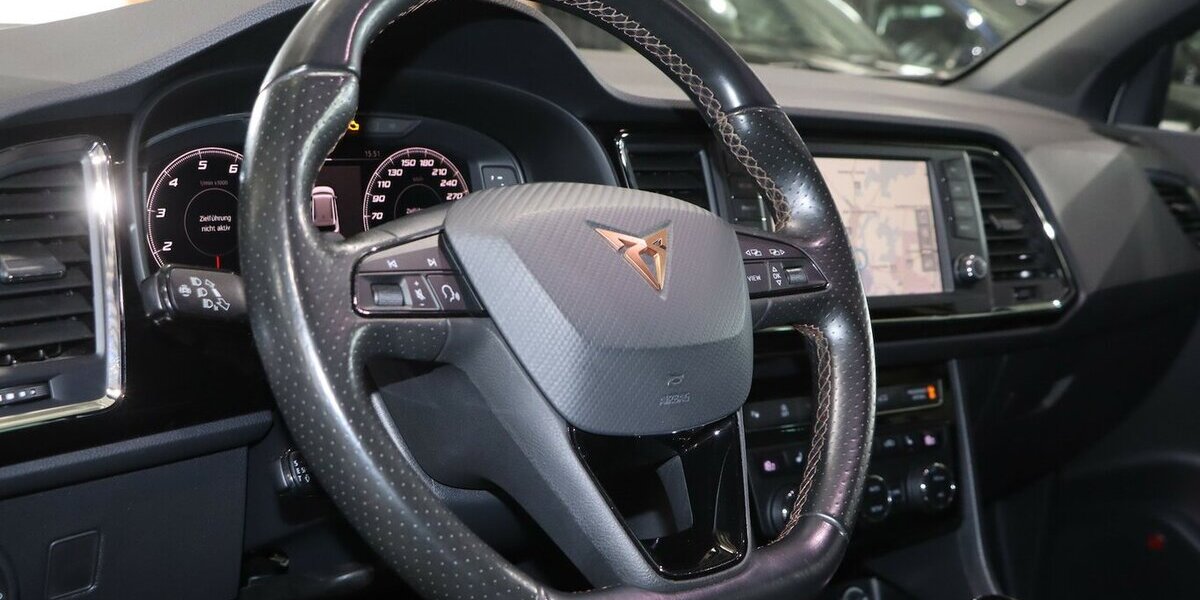 Cupra Ateca 2.0 TSI DSG 4Drive WHITE / PANORAMA / AHK 134.000 km 21.444 € Hamm 59077