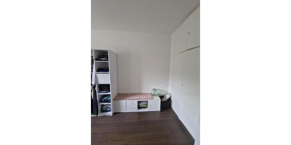 **Tolle 4-Zimmerwohnung im Zentrum** - Beschreibung lesen! zimmer