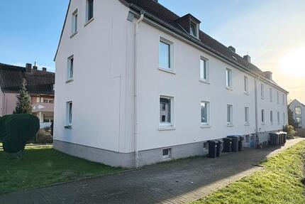 günstige EG-Wohnung (ca. 100 m²) kurzfristig von privat zu verm. 4 zimmer